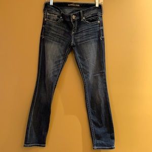 Woman’s express skinny Stella low rise jeans
